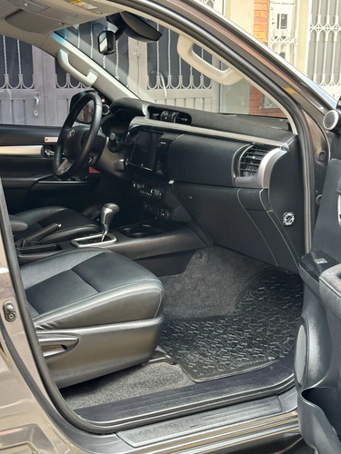 Toyota Hilux 2.8