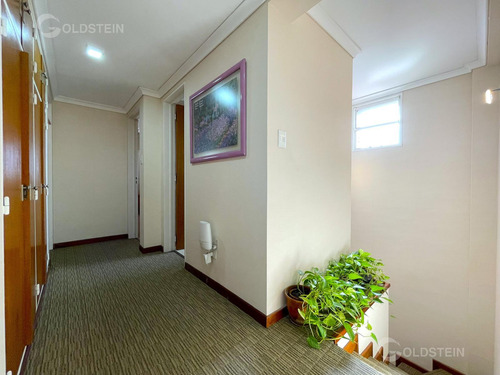Duplex De Real Categoria Totalmente Recilado, Comoda Cochera Fija Y Baulera