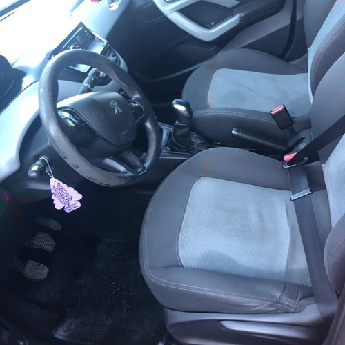 Peugeot 208 1.5 Active 2014