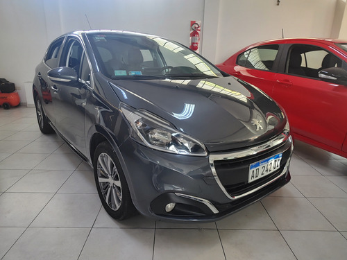 Peugeot 208 1.6 Feline