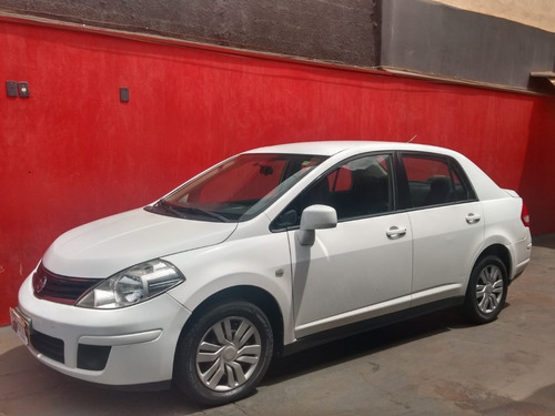 Nissan Tida 1.8 Flex - 10/11