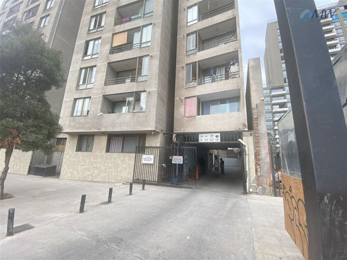 Departamento En Venta De 3 Dormitorios En Barrio Franklin