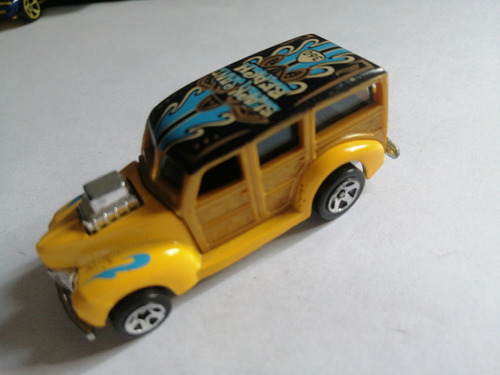  Hot Wheels Road Trippin State Route  40s Woodie Yellow 2014