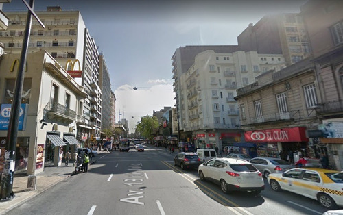 Venta Oficina Sobre Calle Guayabos Cordón Montevideo