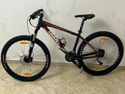 Bicicleta Mtb Giant. Todo Terreno. Mod 2014. Rin 27.5 (Usado)
