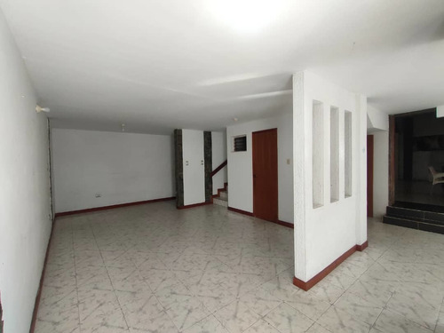 Imagen 3 de 10 de Ac Se Vende Casa En Conjunto Privado De Pueblo Nuevo