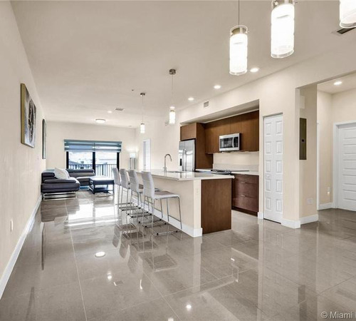 Imagen 3 de 28 de Departamento 3 Dormitorios 2 Baños 110 M2 En Miami