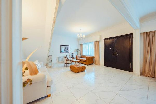 Casa En Venta - 3 Dormitorios 3 Baños - Cochera - 202mts2 - Mar Del Plata