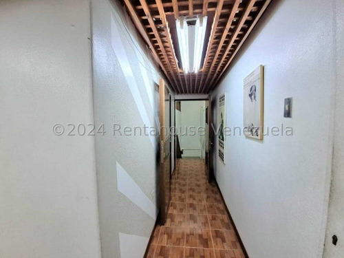 Rz Vende ¡oportunidad Única! Local Comercial En Una Ubicación Privilegiada, Ideal Para Tu Negocio. ¡hazlo Tuyo Y Comienza A Emprender! 25-1485 Jun5