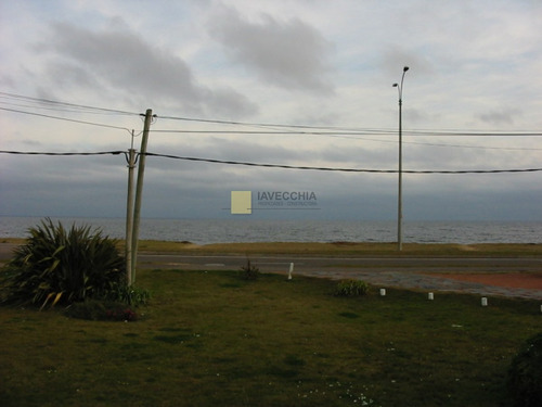 Imagen 9 de 30 de Venta De Casa Frente Al Mar De 4 Dormitorios En Pinares