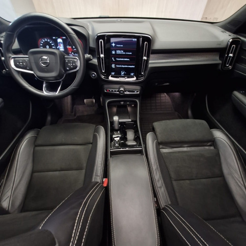 Volvo XC40 1.5 T5 RECHARGE R-DESIGN GEARTRONIC