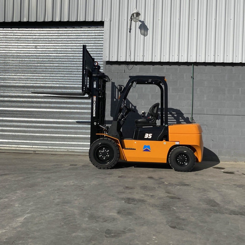Imagen 3 de 15 de Autoelevador 3500kg 3.5 Toneladas Triple Torre 4.5m