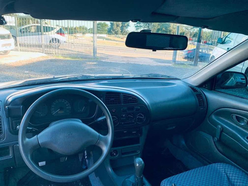Mitsubishi Lancer 1.3 Gl