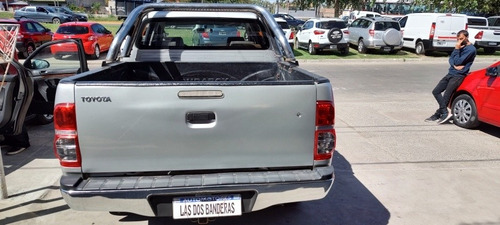 Imagen 3 de 9 de Toyota Hilux 2012 3.0 Cd Sr I 171cv 4x2