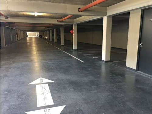 Oficinas Y Lote Cocheras 21 Cub Polo Uno Pilar