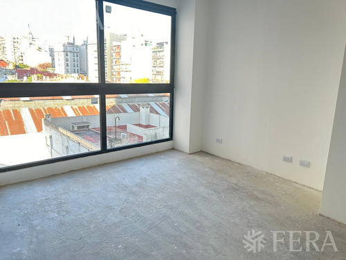 Venta De Departamento De 2 Ambientes Con Balcon En San Telmo