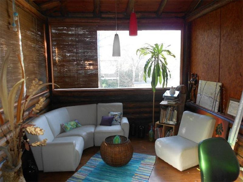 Imagen 2 de 13 de Casa - Barrio Parque Leloir