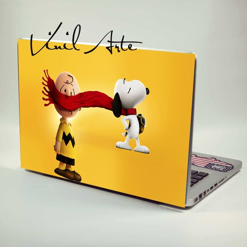 Vinilo Skin Para Laptop Charlie Brown Y Snoopy 2