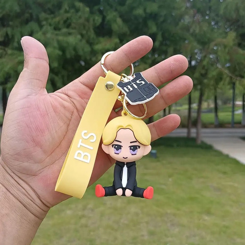 Llaveros Bts Kpop 3d - Paquete De 7 Dorado