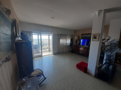 Imagen 12 de 20 de Departamento 4 Ambientes En Venta En Quilmes Centro