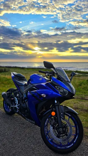 Yamaha R3