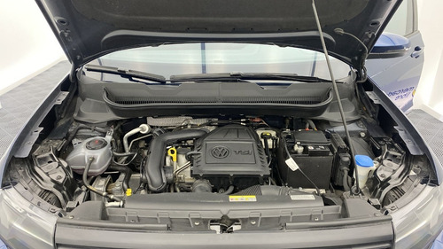 Imagen 24 de 25 de Volkswagen T-cross 1.0 Trendline Con Techo