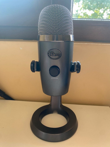 Micrófono Yeti Nano Color Shadow Grey (Usado)