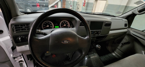 Imagen 6 de 6 de Ford 4000