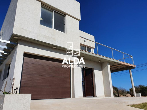 Casa Punta Colorada Piriápolis 3 Dorms Alquiler Temporada Ca201283