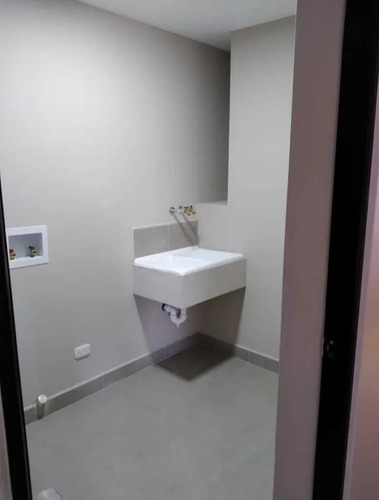 Imagen 4 de 14 de ¡¡ Nuevo !! Moderno Con Balcón En Curridabat Centro