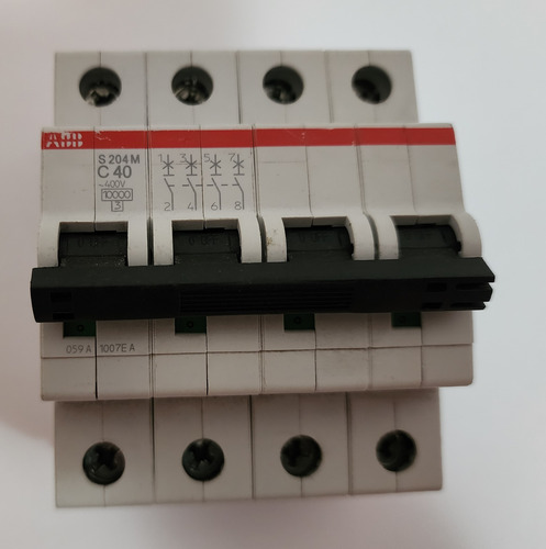 Interruptor Automatico 4p 40a Curva C 15ka 2cds274001r0404