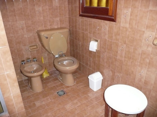 Importe Chalet En Esquina Con Vista Al Mar. Zona Centro Gran Parque 2 Cocheras