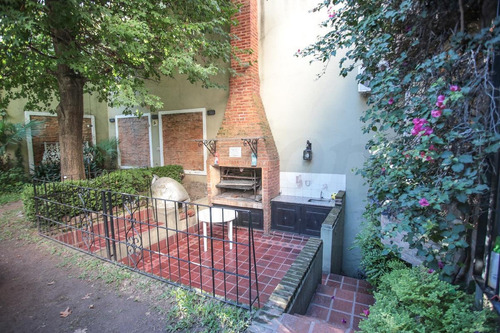Imagen 21 de 30 de Venta Casa En 2 Plantas - Jardín - Cochera Para 3 Autos - Belgrano
