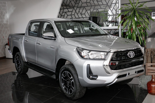 Toyota Hilux Cabine Dupla Srv 2.8 Tdi Cd 4x4 (aut)