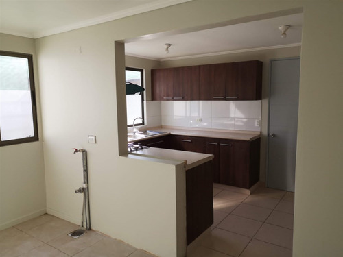 Arriendo Amplia Casa En Barrio Oeste, Maipú