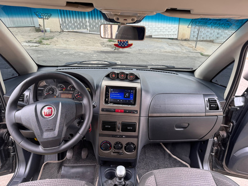 Fiat Idea 1.8 Adventure Locker Flex 5p