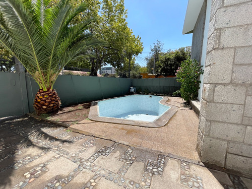 Departamento-casa Con Goce Exclusivo De Terreno En Ñuñoa