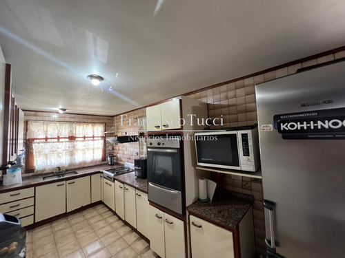 Casa En Venta 5 Ambientes Ituzaingó Norte