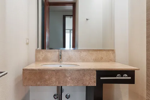 Vende Penthouse Vista Despejada Al Oriente