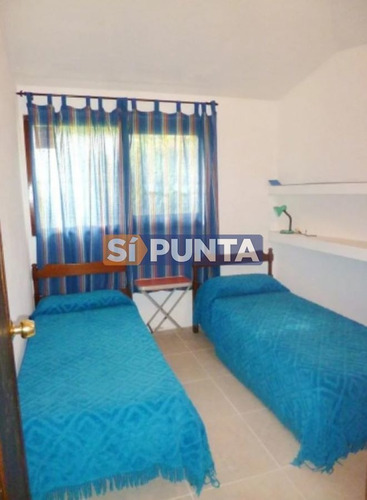 Imagen 8 de 13 de Casa En Alquiler Anual Punta Del Este