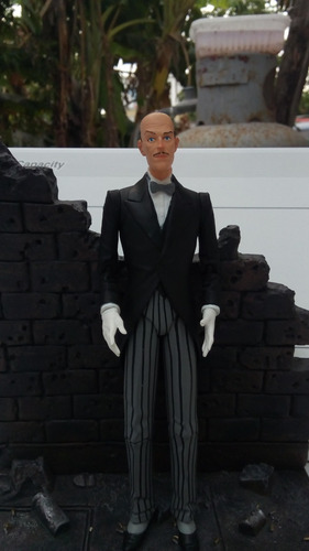 Dc Direct Hush, Alfred Pennyworth, Suelto Y Usado!! (Usado)