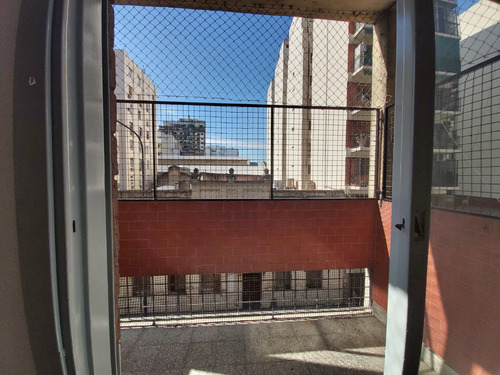 Dueño Vende 3 Ambientes Reciclado A Nuevo En Almagro, A Mts Subte Linea A Castro Barros