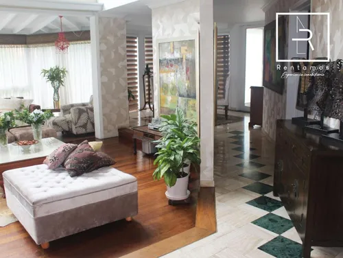 Casa En Arriendo En Loma Del Chocho. Cod A10810