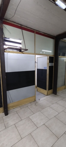 Imagen 2 de 8 de Local En Alquiler A Metros De 9 De Julio, Av De Mayo Y Tribunales Oportunidad