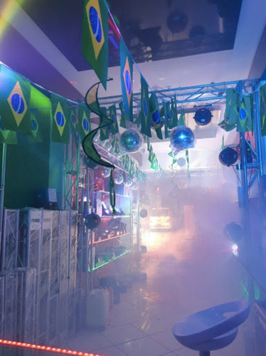 Imagem 4 de 5 de Mini Moving Spider 8 Leds De 3w Osram Rgbw Dmx Somos Loja