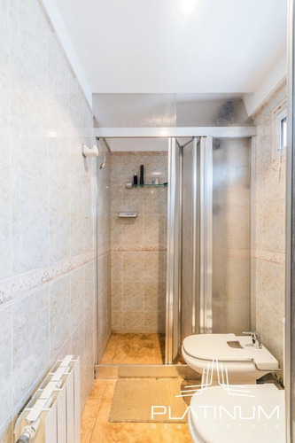 Imagen 20 de 30 de Departamento Triplex Con Dos Cocheras - Caballito