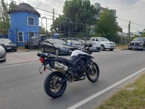 Triumph Tiger 800