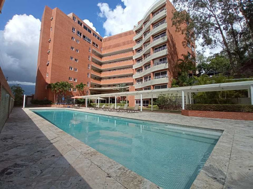 Se Vende Apartamento Ph Triplex De 334 M2 4h/4b/3p En Lomas Del Sol