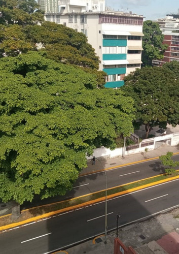 Maravilloso Apartamento En Alquiler En Altamira, Caracas!!!