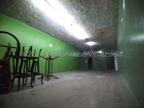 Rahdeleste 25-5028 Local Comercial En Alquiler Ubicado En Pleno Centro De Barquisimeto